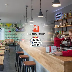 https://meininger-hotel-berlin-alexanderplatz.find-berlin-hotels.com