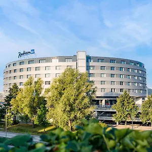 Hotell Radisson Blu Hotel, Airport