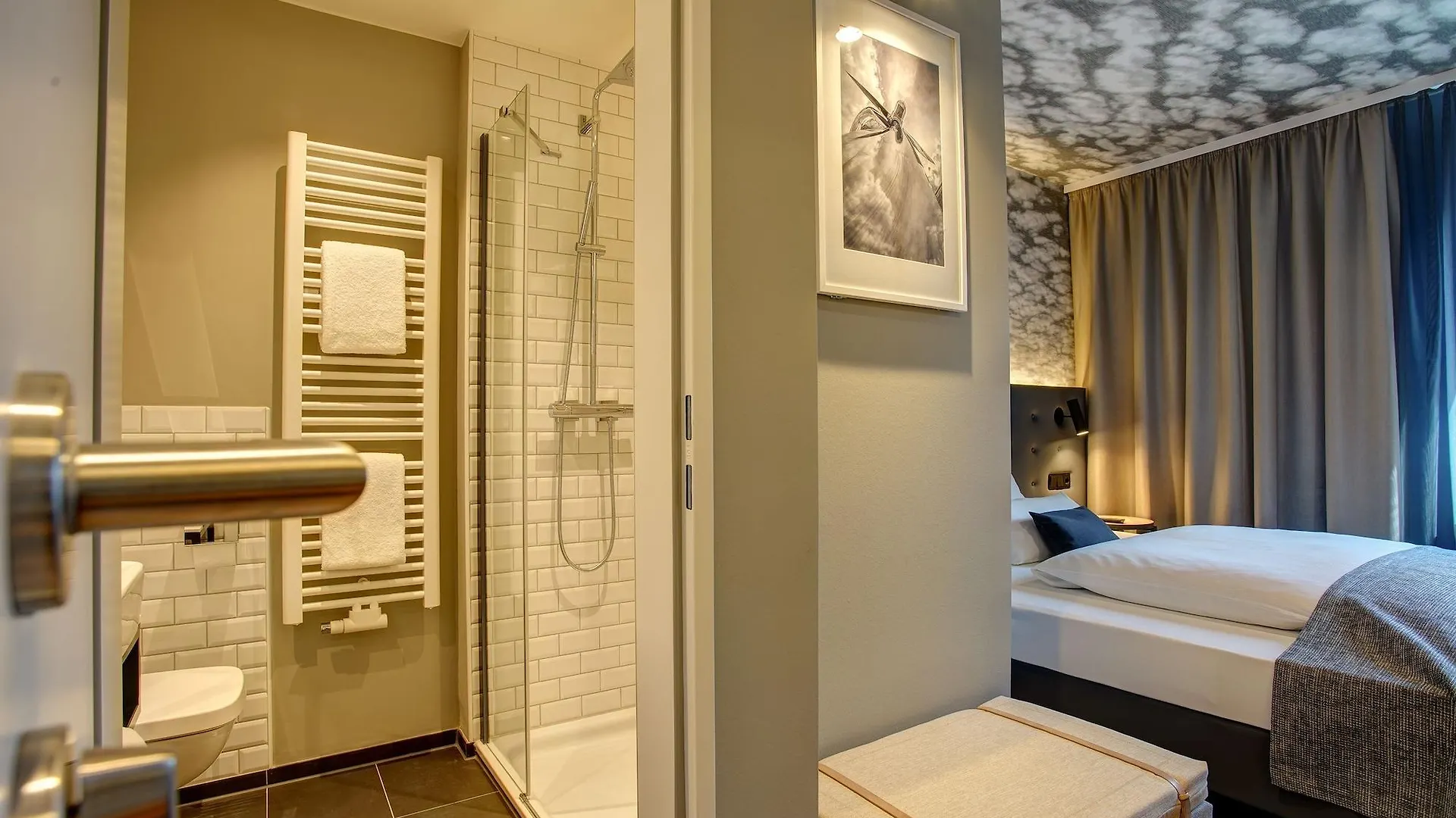 Boutique 125 Hamburg Airport By Ina Hotell 4*,