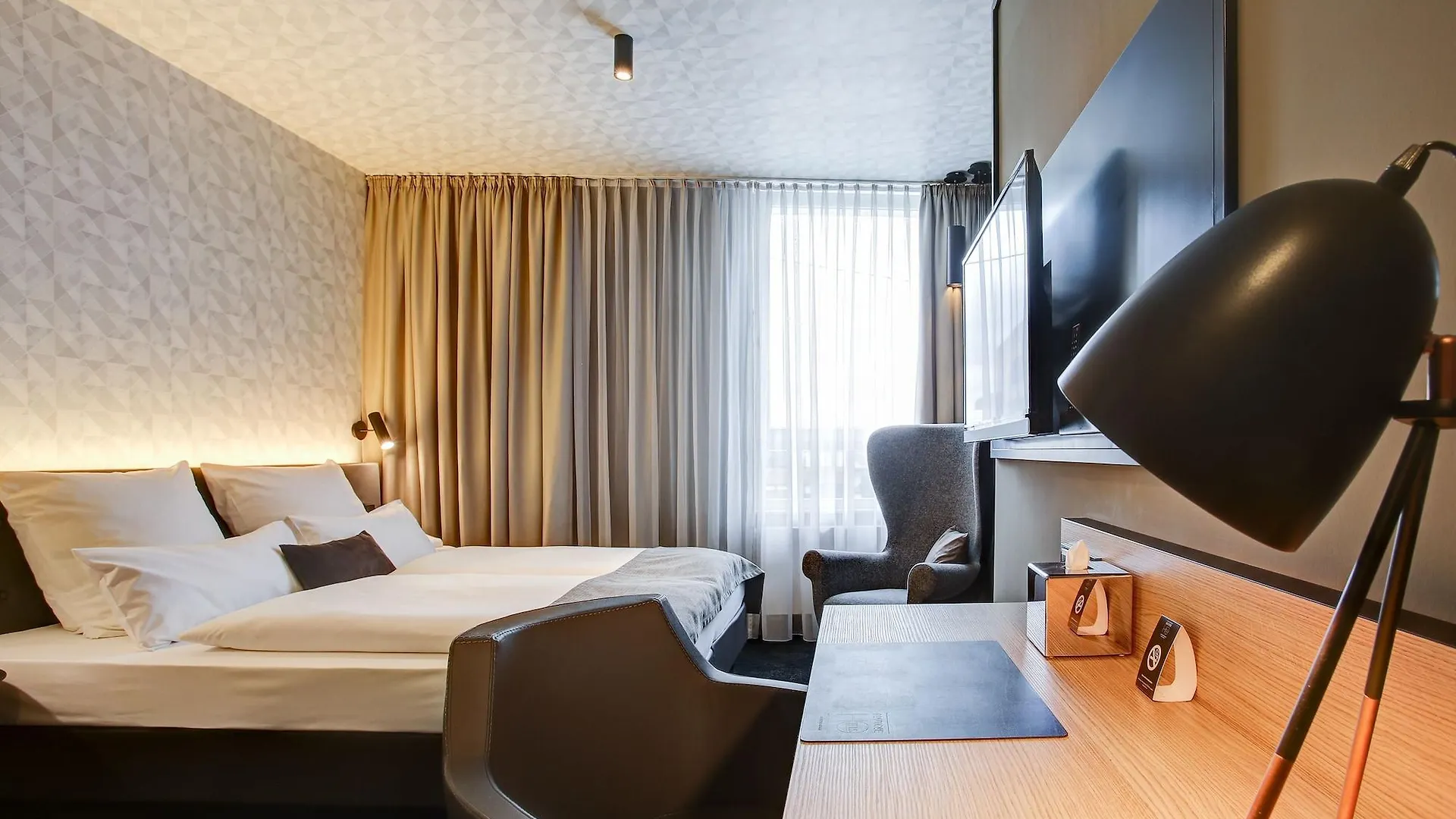Boutique 125 Hamburg Airport By Ina Hotel