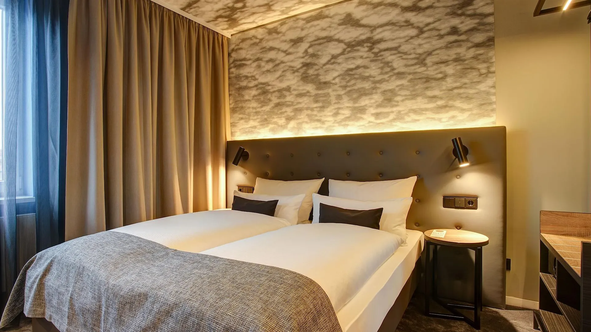 Hotel Boutique 125 Hamburg Airport By Ina Niemcy